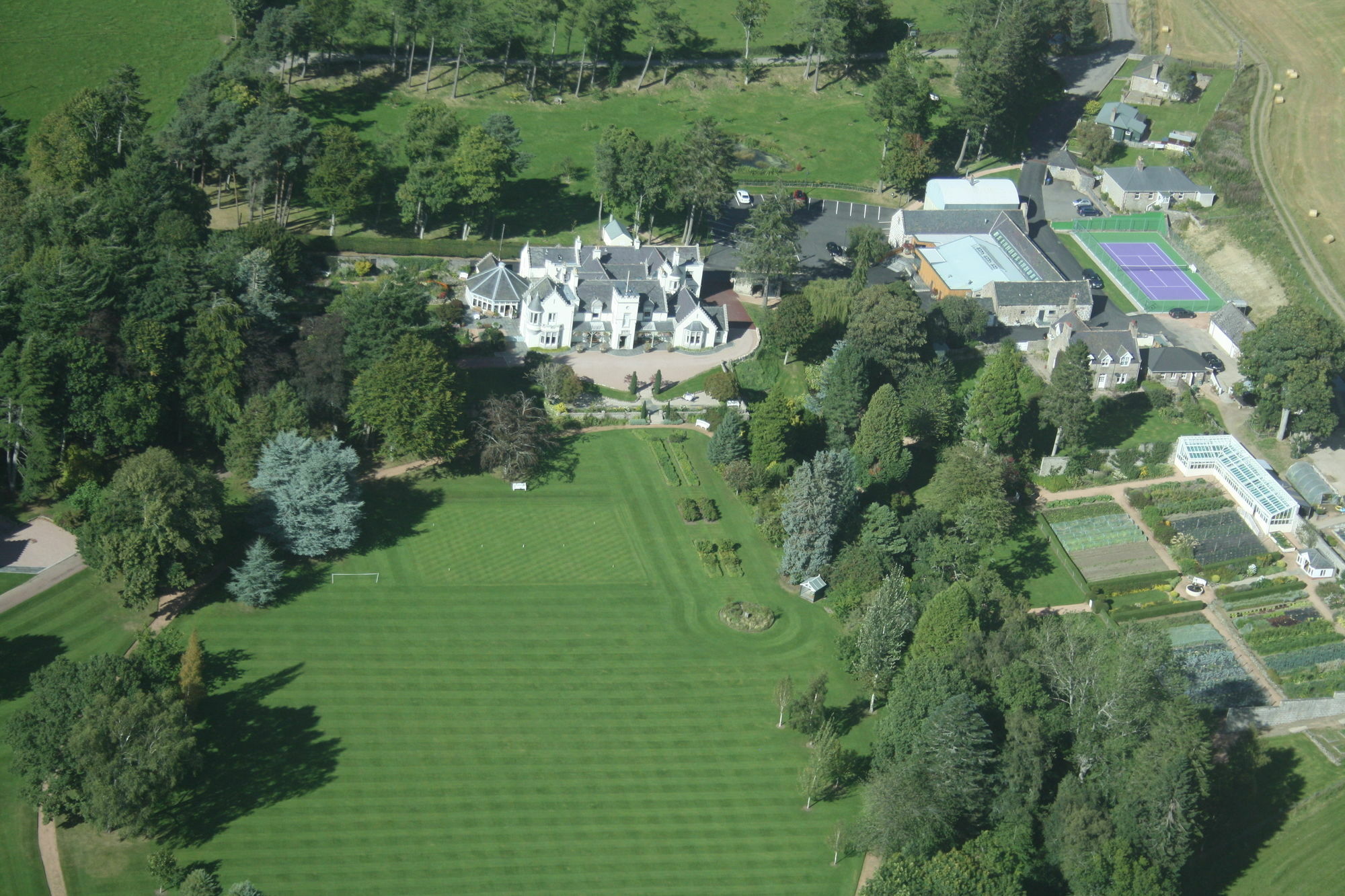 Douneside House Hotel Tarland Exterior photo